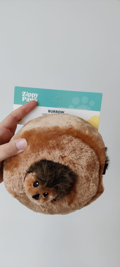 Zippy Burrow - Egel Hol