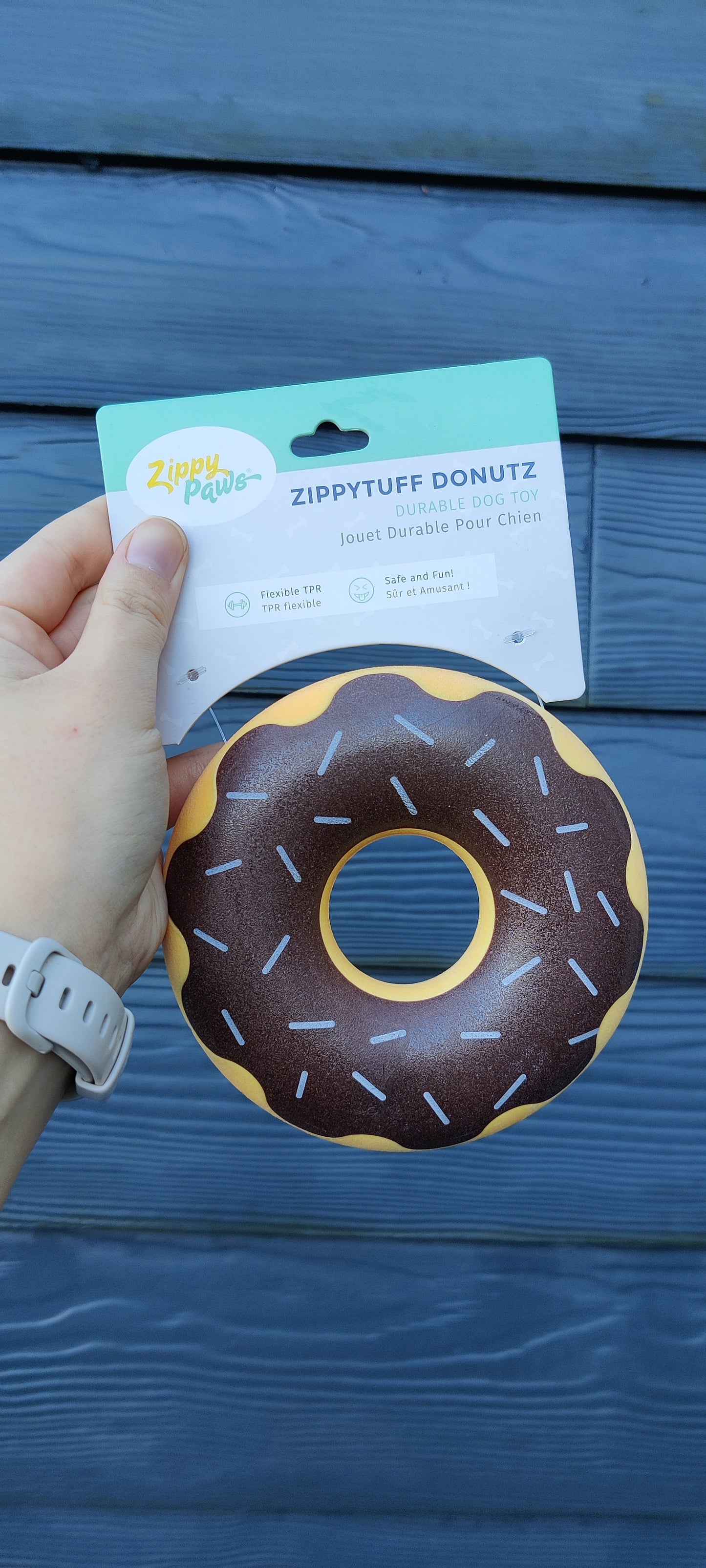 Zippy Tuff - Donut Chocolate | Piep sterk kauw speelgoed tanden poetsen hond/puppy